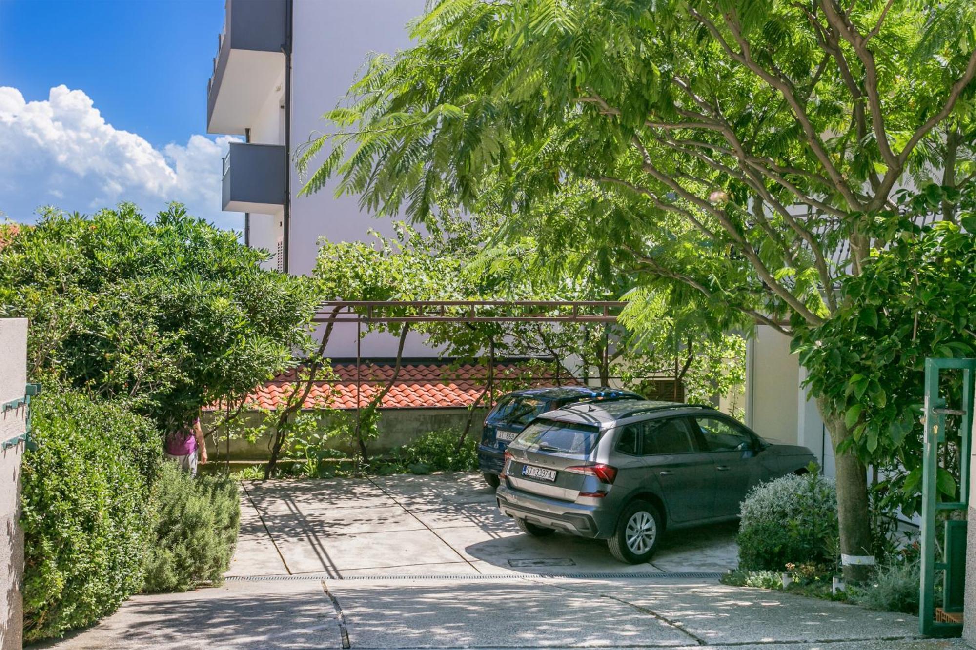 Apartments With A Parking Space Podstrana, Split - 17586 Exterior foto